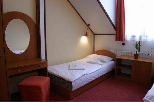 Vadregeny Panzio Bed and Breakfast Esztergom Esterno foto